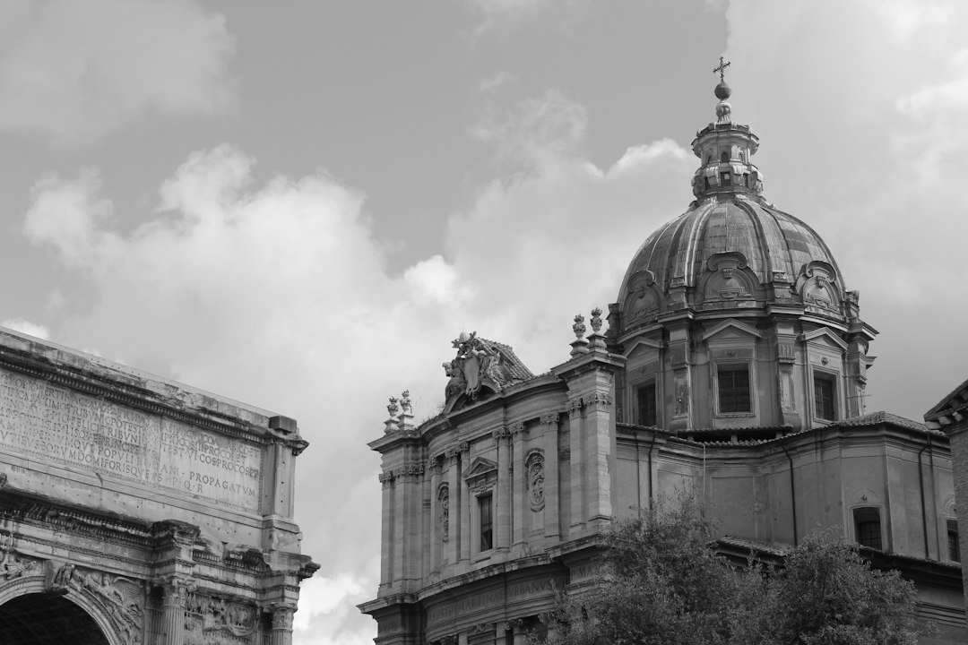 Valutazione immobiliare a Roma